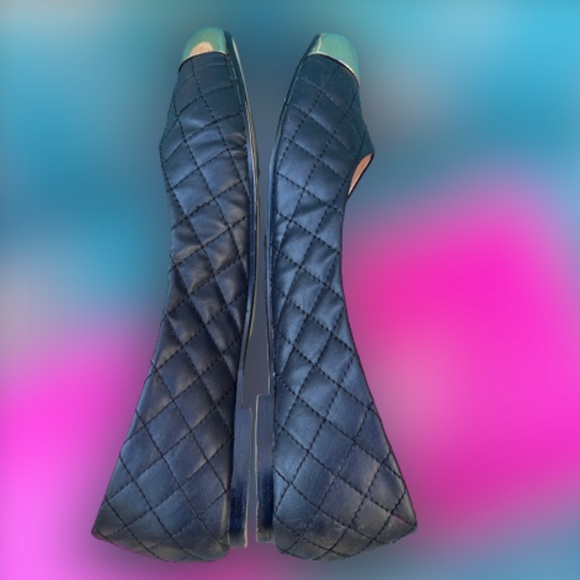 Shoedazzle Flats Like New! 🎉Host Pick🎉 - Picture 10 of 13